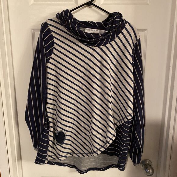 Bleu Bayou Casual Wear Women’s Size Large Top Striped Long Sleeve Layered Heart - Picture 1 of 12